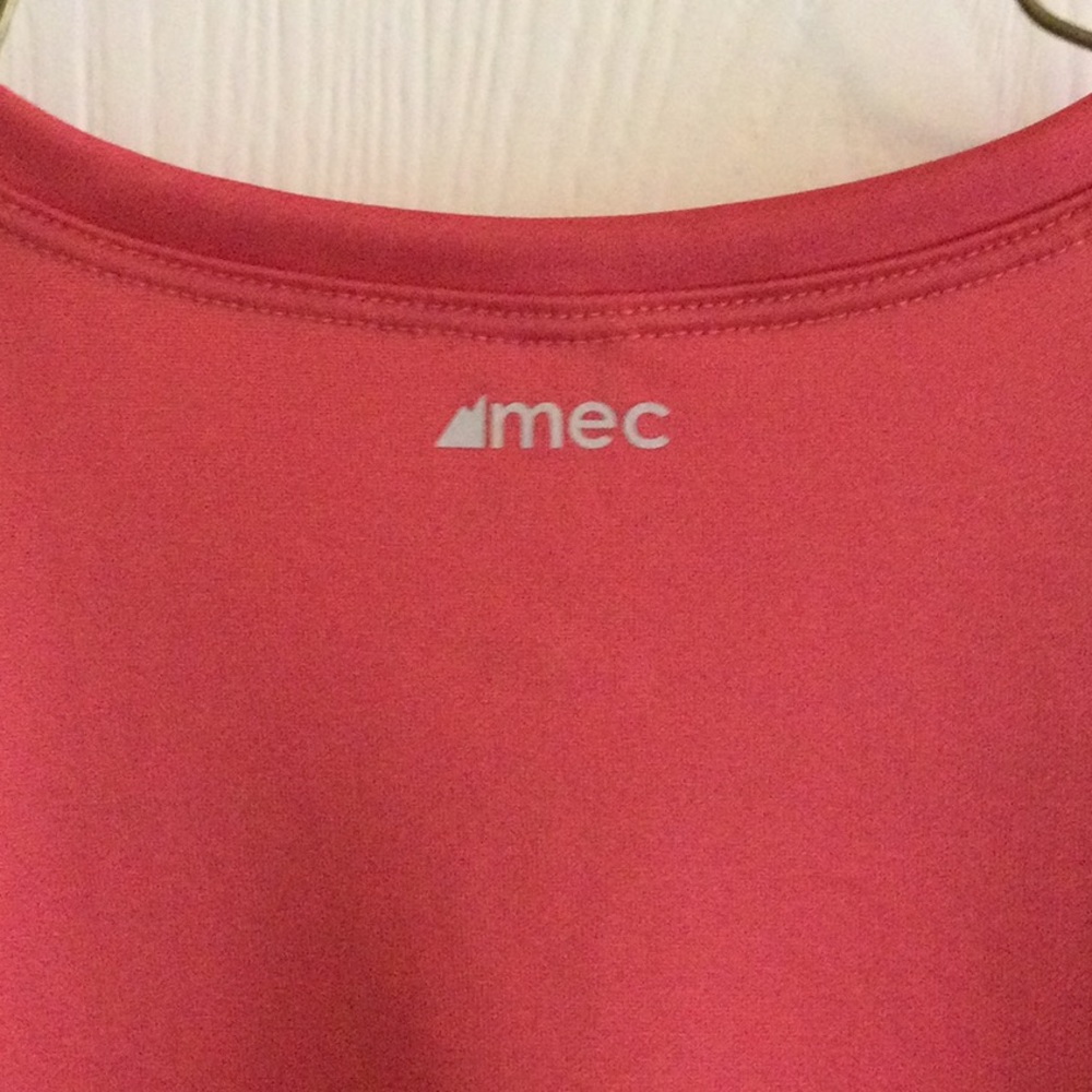 MEC Lightweight Running Tank - Picture 4 of 10